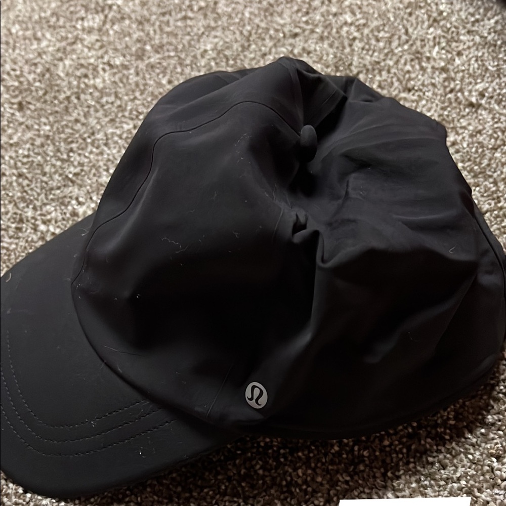 Lululemon hat